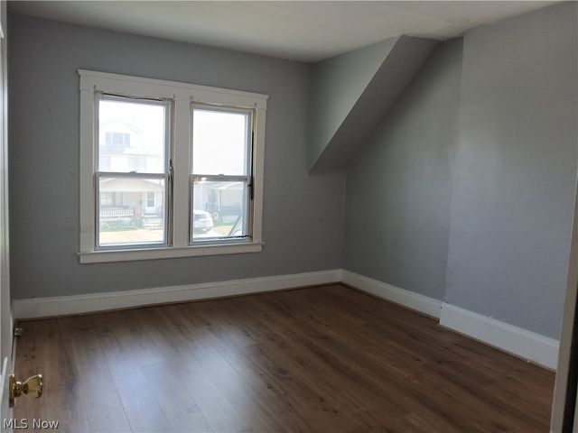 15409 Parkgrove Avenue, Cleveland, OH 44110