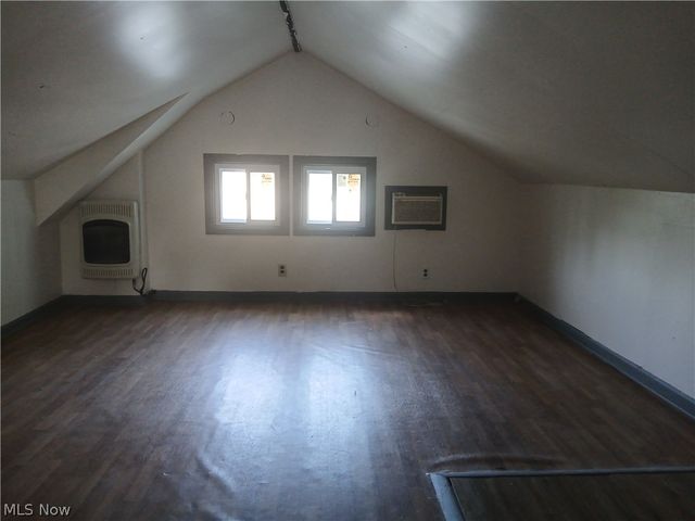 15409 Parkgrove Avenue, Cleveland, OH 44110