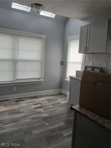 15409 Parkgrove Avenue, Cleveland, OH 44110