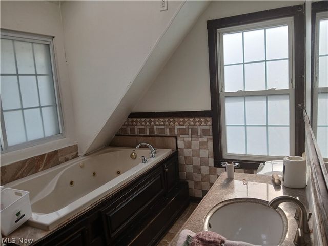15409 Parkgrove Avenue, Cleveland, OH 44110
