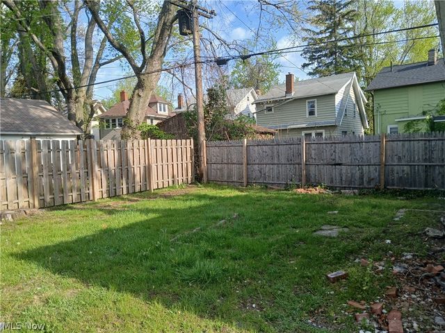 15409 Parkgrove Avenue, Cleveland, OH 44110