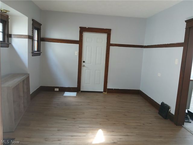 15409 Parkgrove Avenue, Cleveland, OH 44110