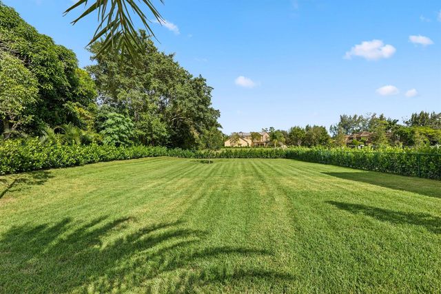 8795 Valencia Court, Parkland, FL 33067