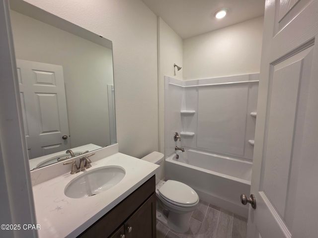 209 Lake Merial Blvd 42, Panama City, FL 32409