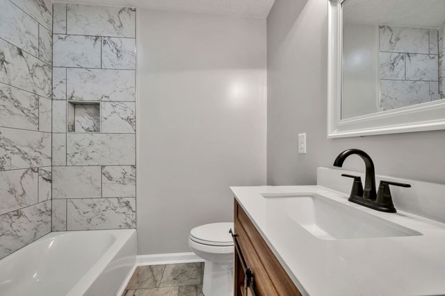 435 Carman Ave, New Johnsonville, TN 37134