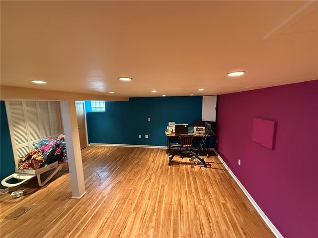 237 Marshall Dr, Penn Hills, PA 15235