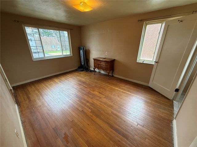 237 Marshall Dr, Penn Hills, PA 15235