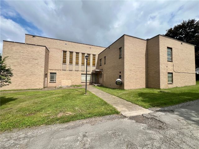 404 Beatty St, Ellwood City, PA 16117