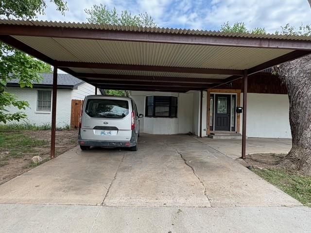 3025 S Madole Boulevard, Oklahoma City, OK 73159