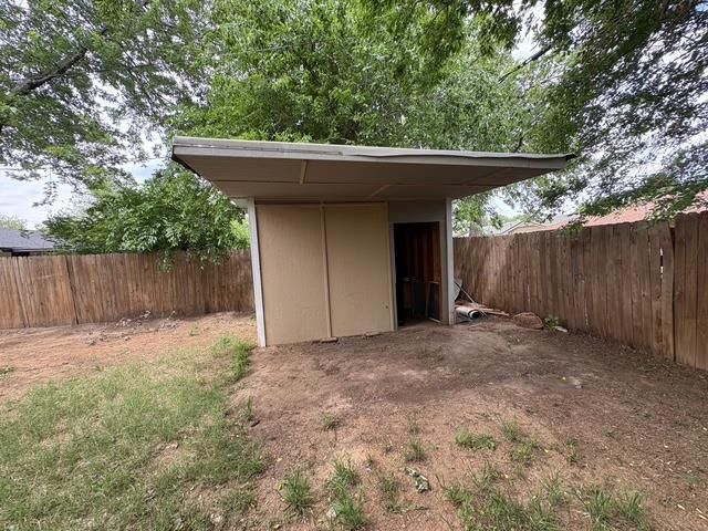 3025 S Madole Boulevard, Oklahoma City, OK 73159