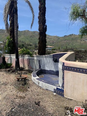 23309 W Paloma Blanca Drive, Malibu, CA 90265