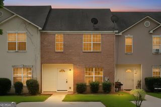 366 N Beach Court, Riverdale, GA 30274
