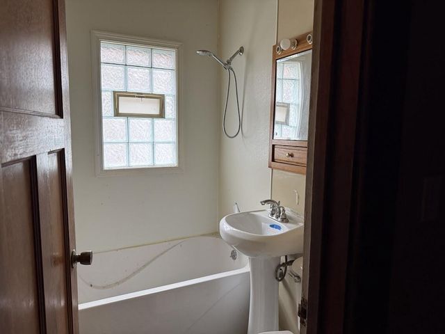 3054 N 59th STREET, Milwaukee, WI 53210