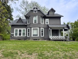 1202 Adams Street, Davenport, IA 52803