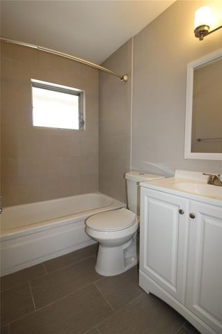 3001 BEE RIDGE ROAD 224, Sarasota, FL 34239