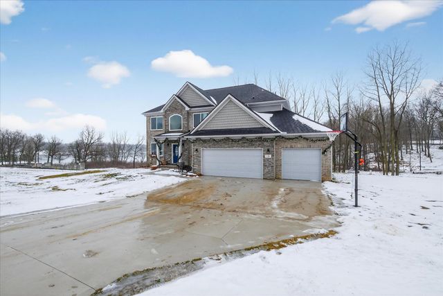 126 Parker Lane, Ortonville, MI 48462