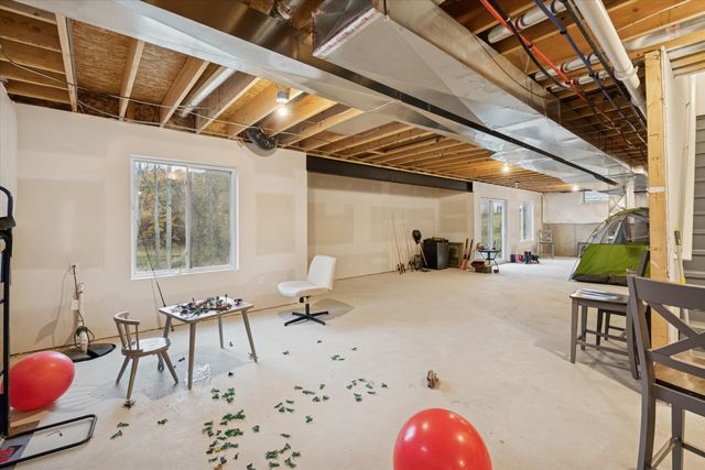 126 Parker Lane, Ortonville, MI 48462