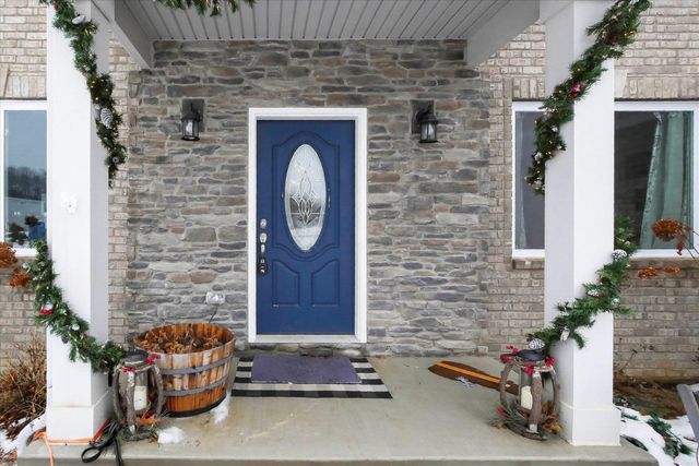 126 Parker Lane, Ortonville, MI 48462