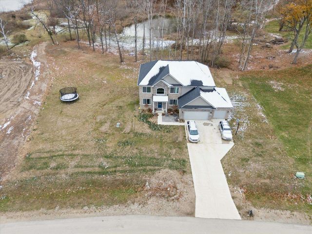 126 Parker Lane, Ortonville, MI 48462