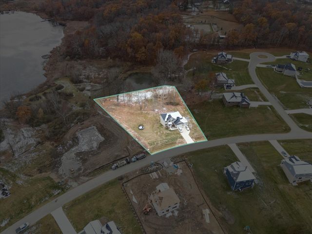 126 Parker Lane, Ortonville, MI 48462