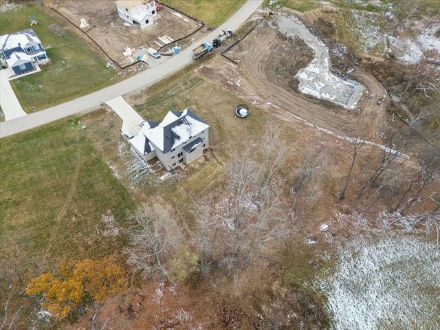 126 Parker Lane, Ortonville, MI 48462