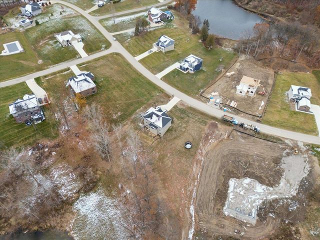 126 Parker Lane, Ortonville, MI 48462