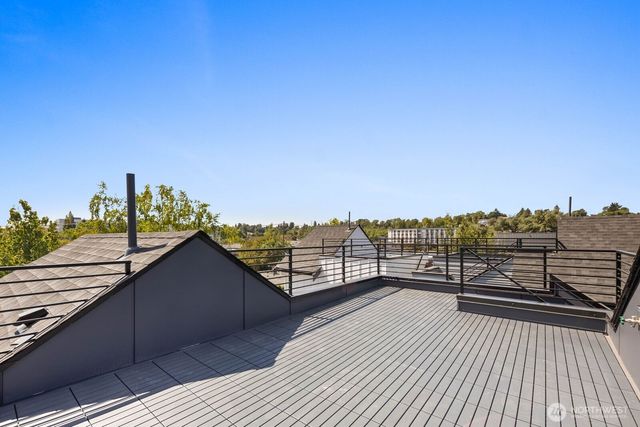 3945 S Morgan Street, Seattle, WA 98118