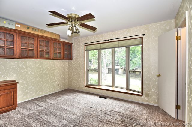 7056 E 60th Street, Tulsa, OK 74145