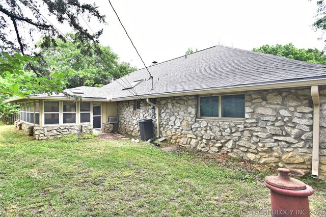 7056 E 60th Street, Tulsa, OK 74145