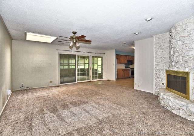 7056 E 60th Street, Tulsa, OK 74145