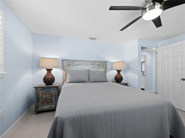 744 JUNGLE QUEEN WAY, Longboat Key, FL 34228