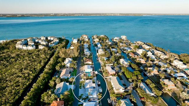 744 JUNGLE QUEEN WAY, Longboat Key, FL 34228