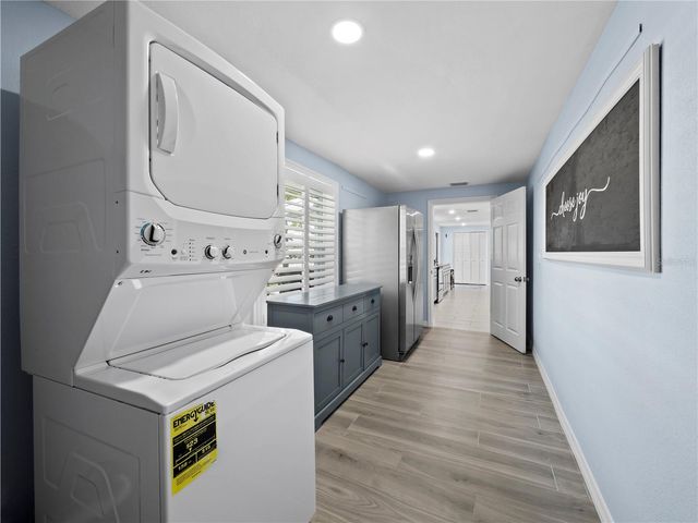 744 JUNGLE QUEEN WAY, Longboat Key, FL 34228