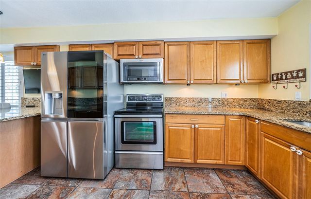 12274 1ST STREET W 8, Treasure Island, FL 33706