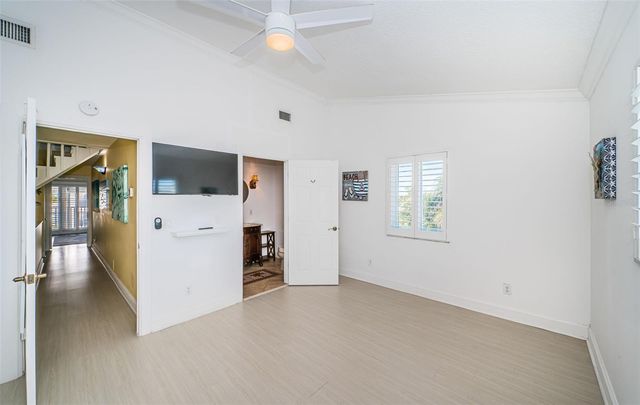 12274 1ST STREET W 8, Treasure Island, FL 33706