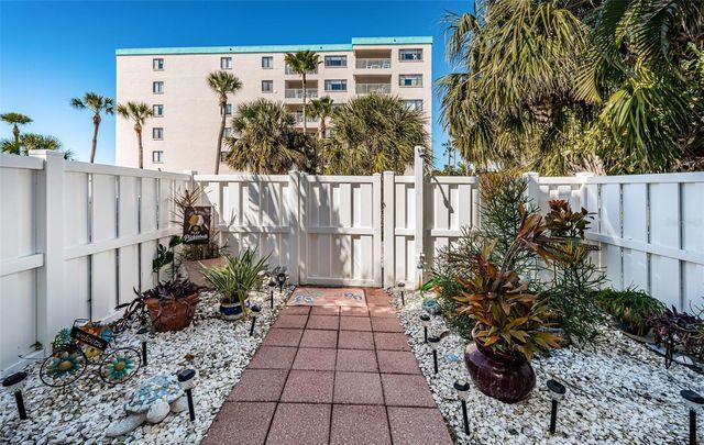 12274 1ST STREET W 8, Treasure Island, FL 33706