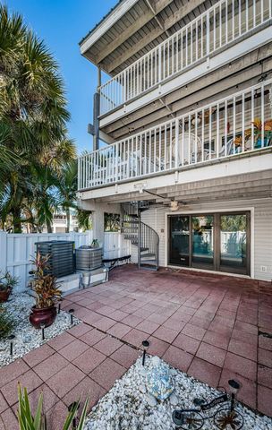 12274 1ST STREET W 8, Treasure Island, FL 33706