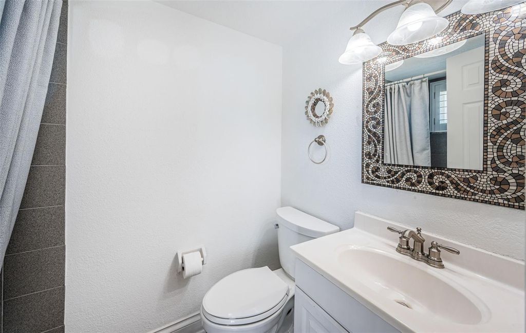 Image 29 of property listing at 12274 1ST STREET W 8, Treasure Island, FL 33706