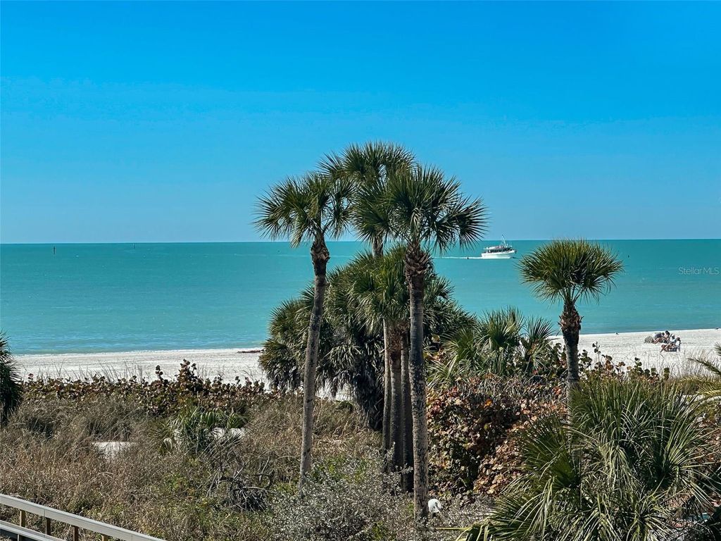 Image 34 of property listing at 12274 1ST STREET W 8, Treasure Island, FL 33706