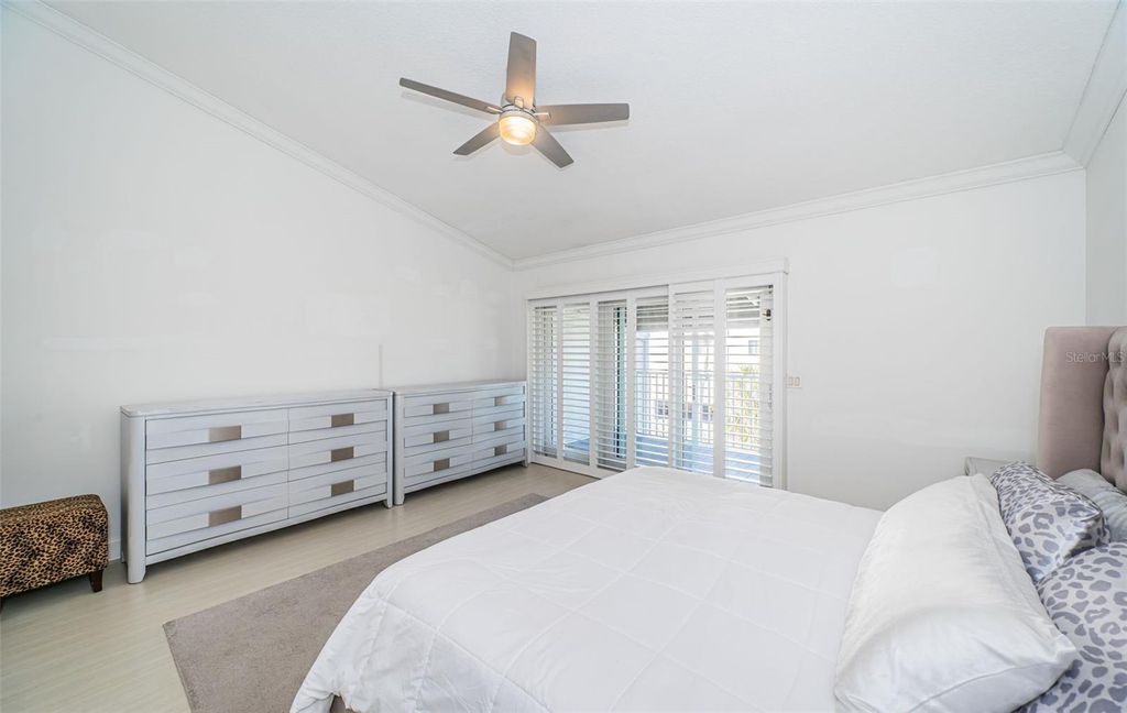 Image 38 of property listing at 12274 1ST STREET W 8, Treasure Island, FL 33706