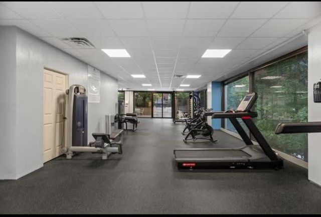 4343 N CLARENDON Avenue 613, Chicago, IL 60613