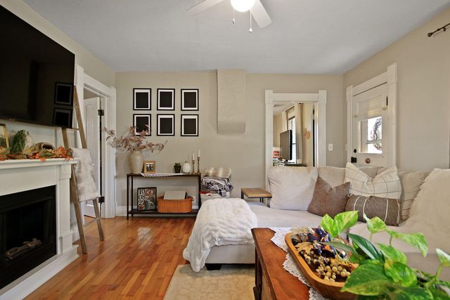 617 E HEAD ST, Centralia, MO 65240