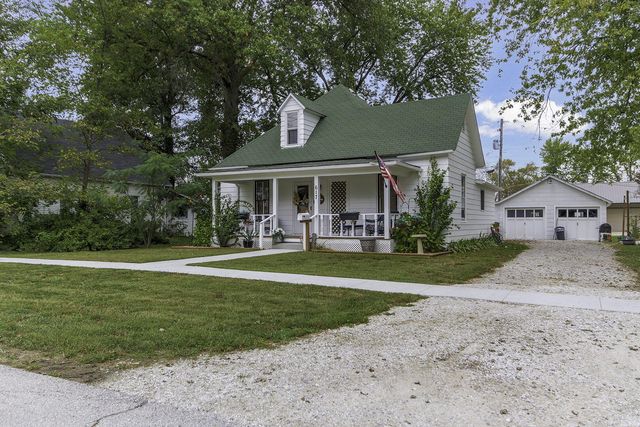 617 E HEAD ST, Centralia, MO 65240