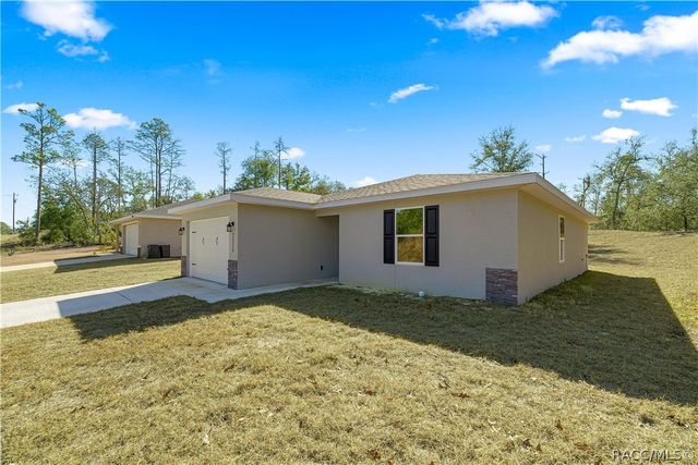 23350 SW Marine Boulevard, Dunnellon, FL 34431