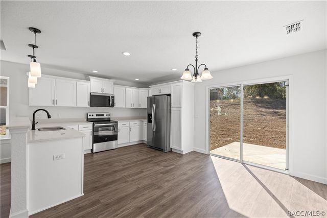 23350 SW Marine Boulevard, Dunnellon, FL 34431