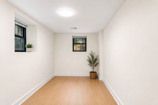 6148 S Ingleside Avenue, Chicago, IL 60637
