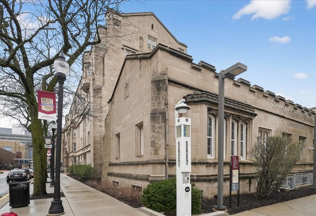 6148 S Ingleside Avenue, Chicago, IL 60637