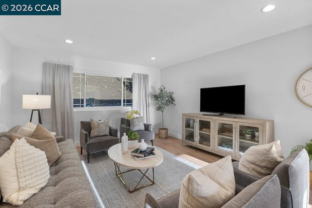 368 SHIRE OAKS COURT, Lafayette, CA 94549