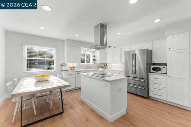 368 SHIRE OAKS COURT, Lafayette, CA 94549