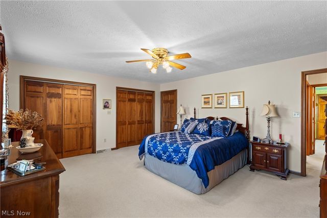 117 Cooper Drive, St Clairsville, OH 43950